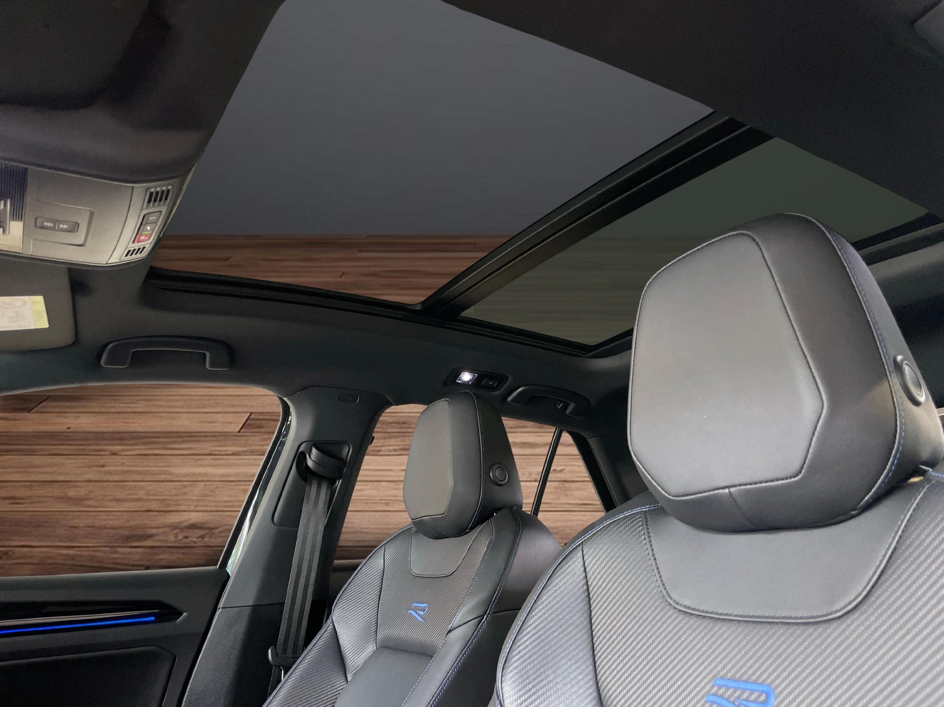 VW T-Roc 2.0 TSI R DSG 4motion-image-9