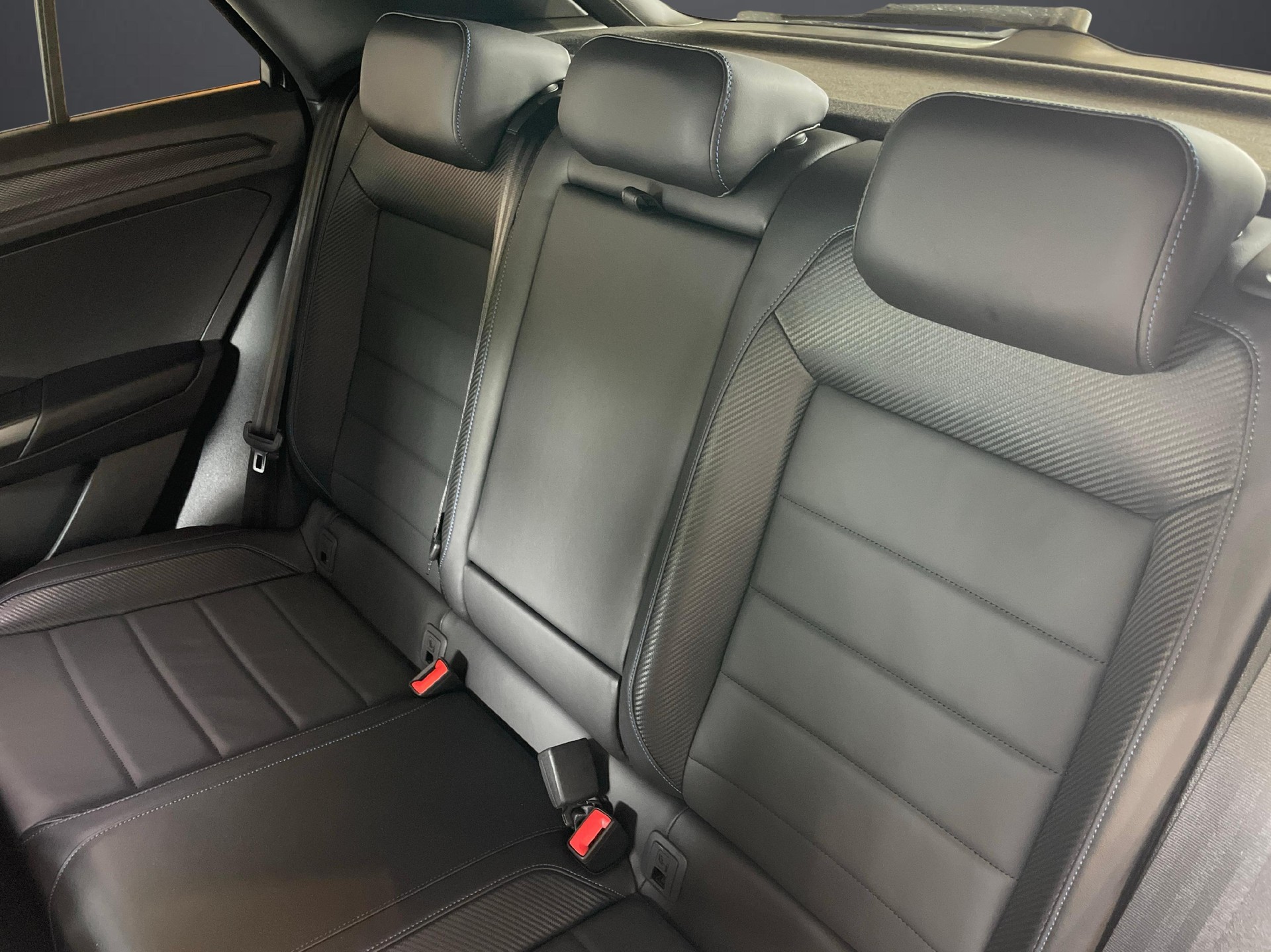 VW T-Roc 2.0 TSI R DSG 4motion-image-7