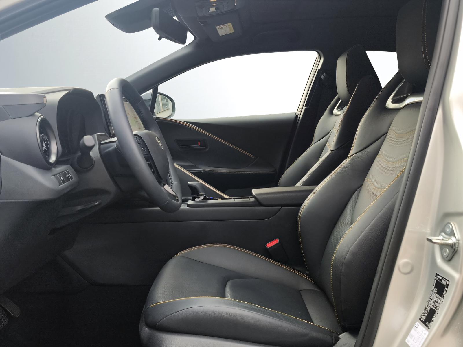 TOYOTA C-HR 2.0 HEV Style Premiere 4x4-image-11