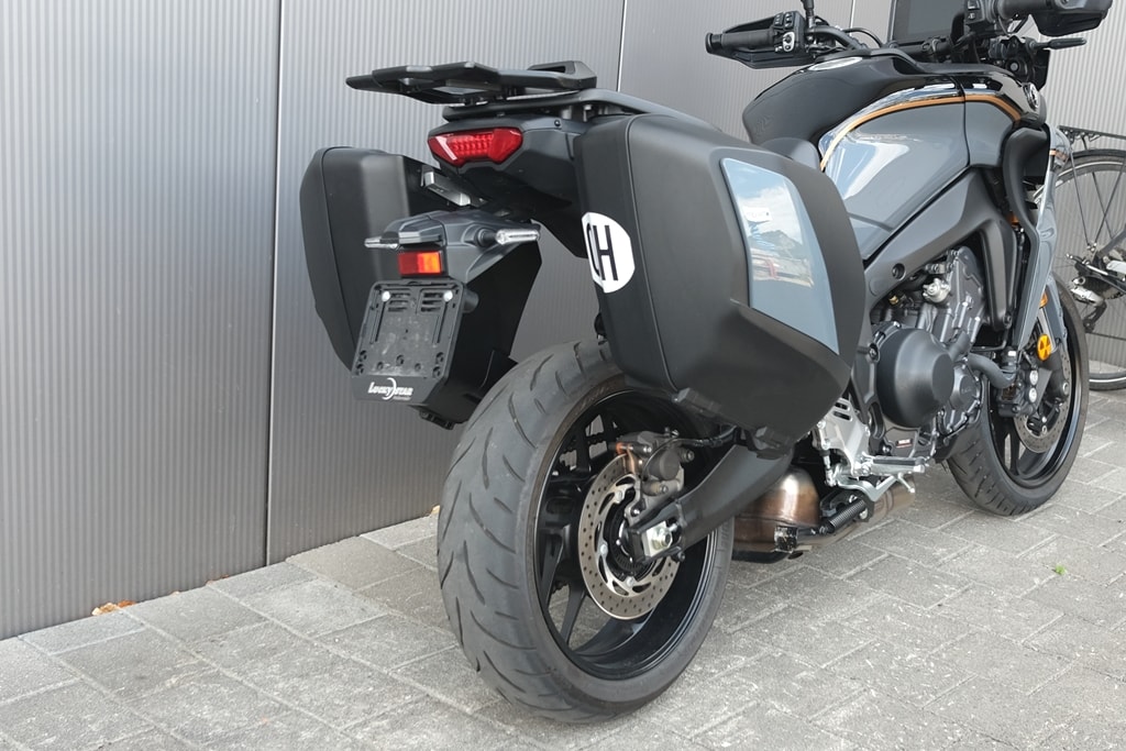 YAMAHA Tracer 9 GT+ ABS-showroom-element-1