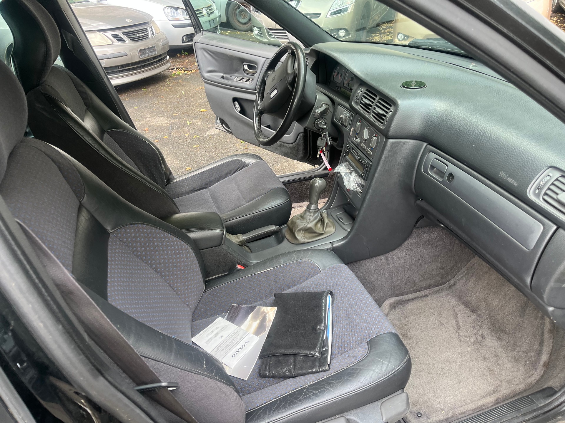 VOLVO V70 2.5 20V-image-8