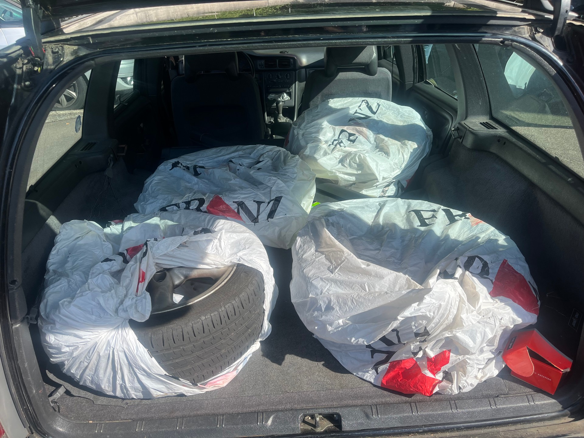 VOLVO V70 2.5 20V-image-15