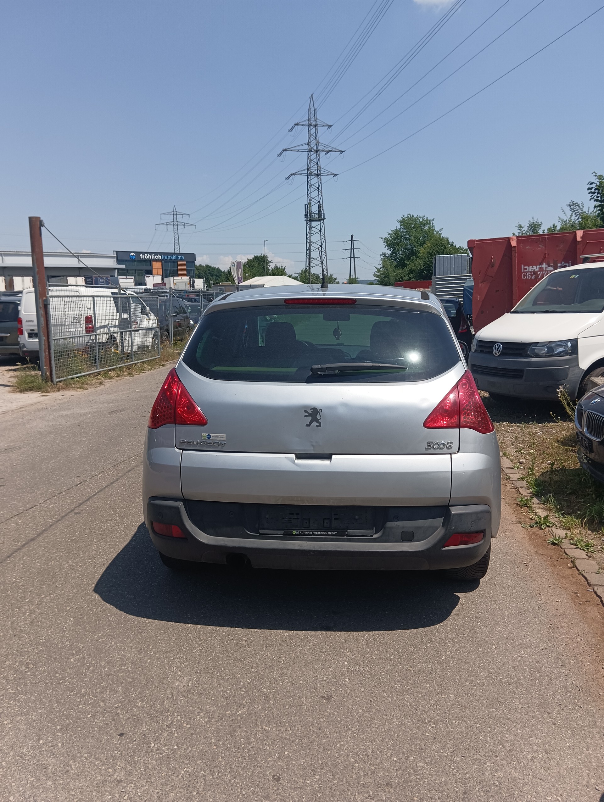 PEUGEOT 3008 1.6 16V VTI Trendy Clim-image-5