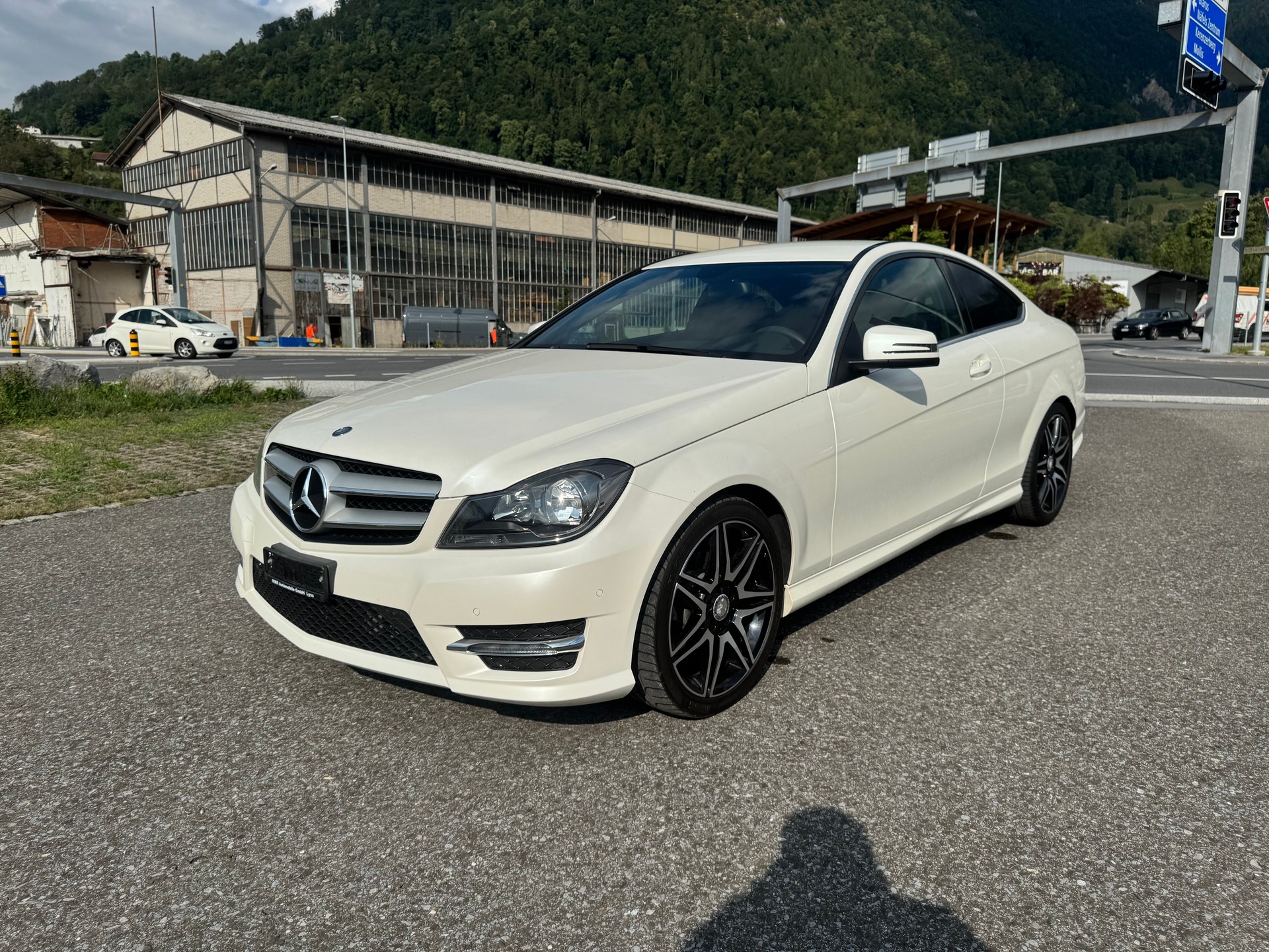 MERCEDES-BENZ C 250 CDI Coupé-image-0