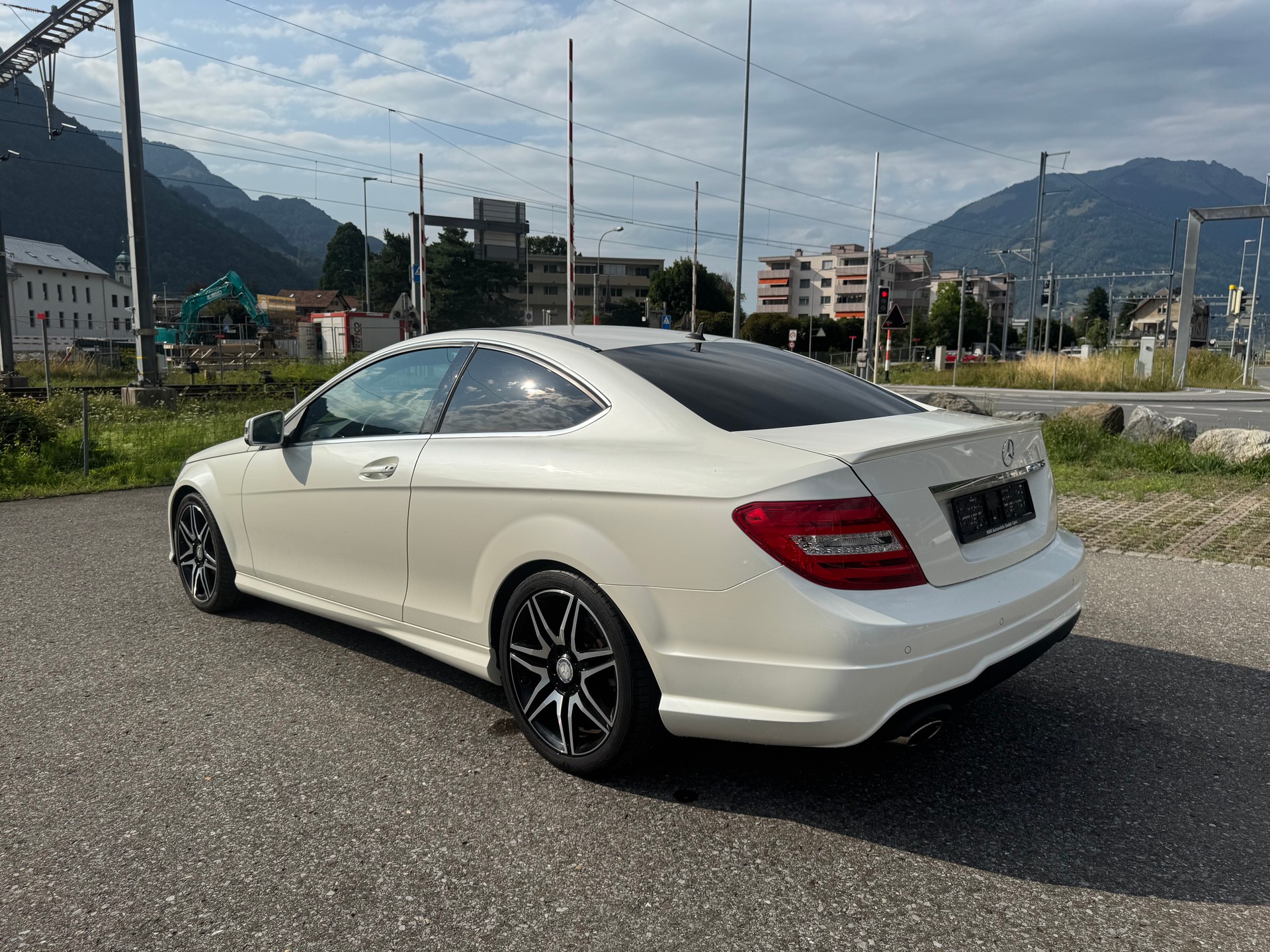 MERCEDES-BENZ C 250 CDI Coupé-image-1