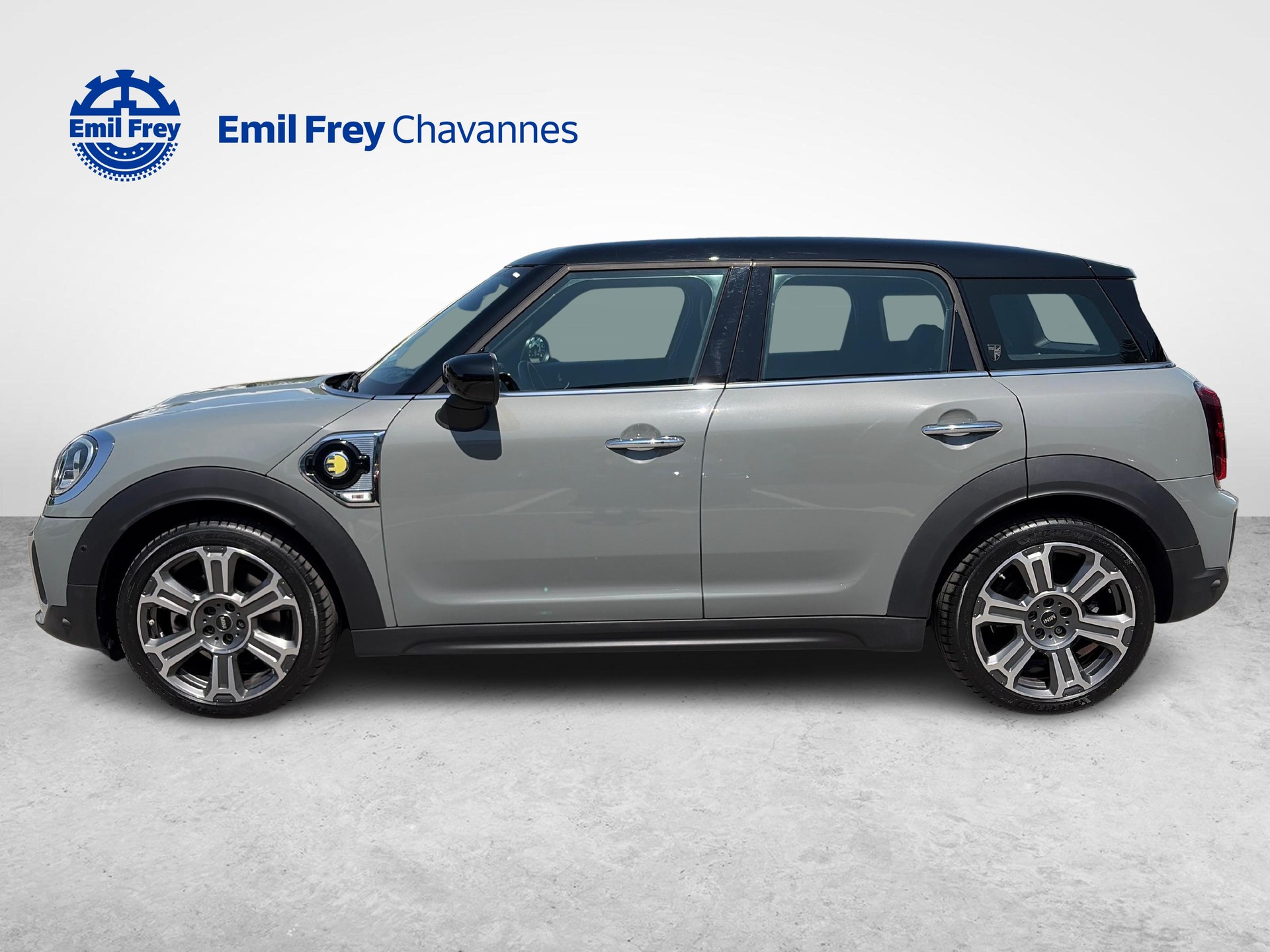 MINI Countryman F60 1.5i Cooper S E ALL4 Trafalgar Edition-image-4