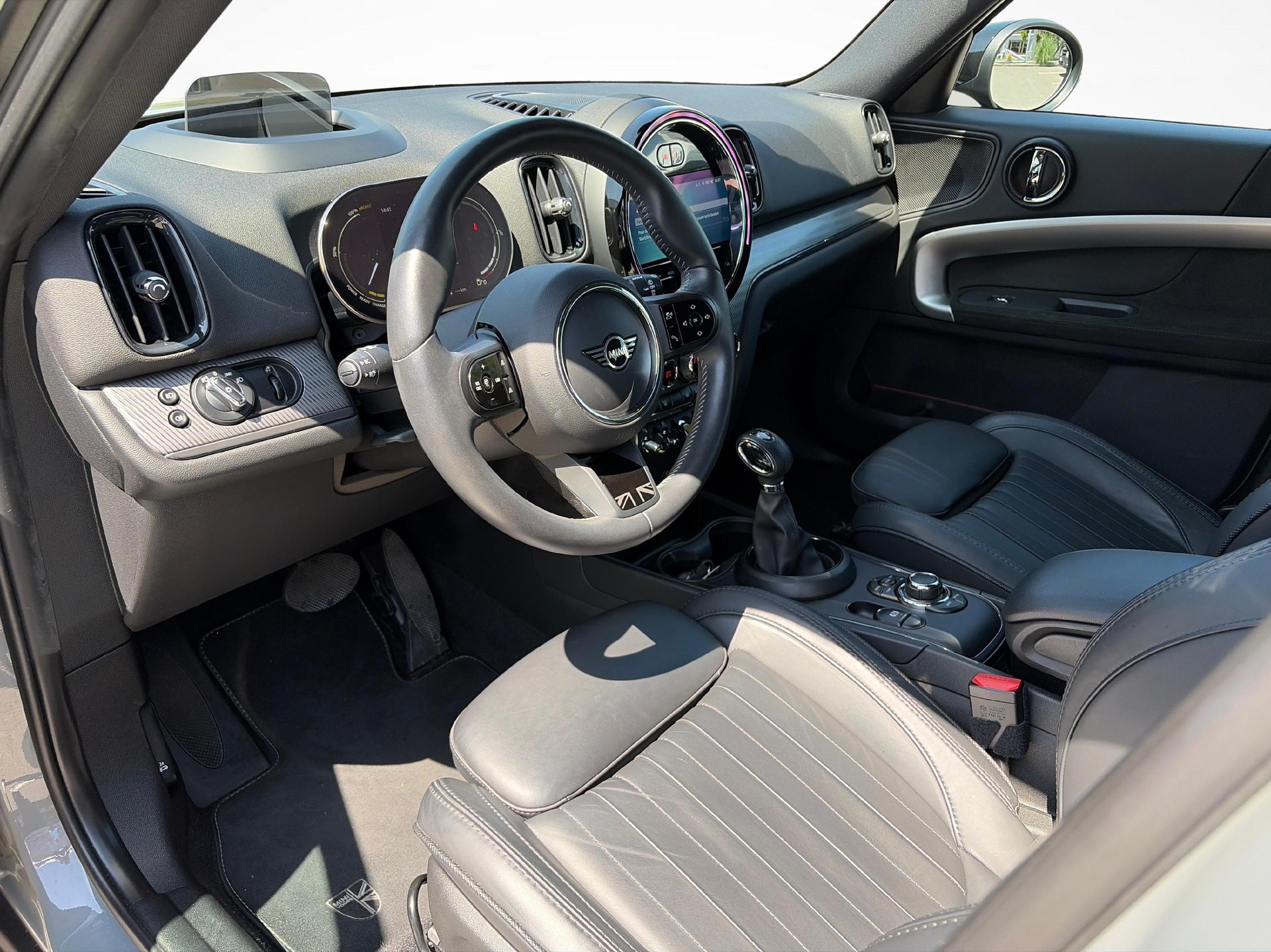 MINI Countryman F60 1.5i Cooper S E ALL4 Trafalgar Edition-image-8