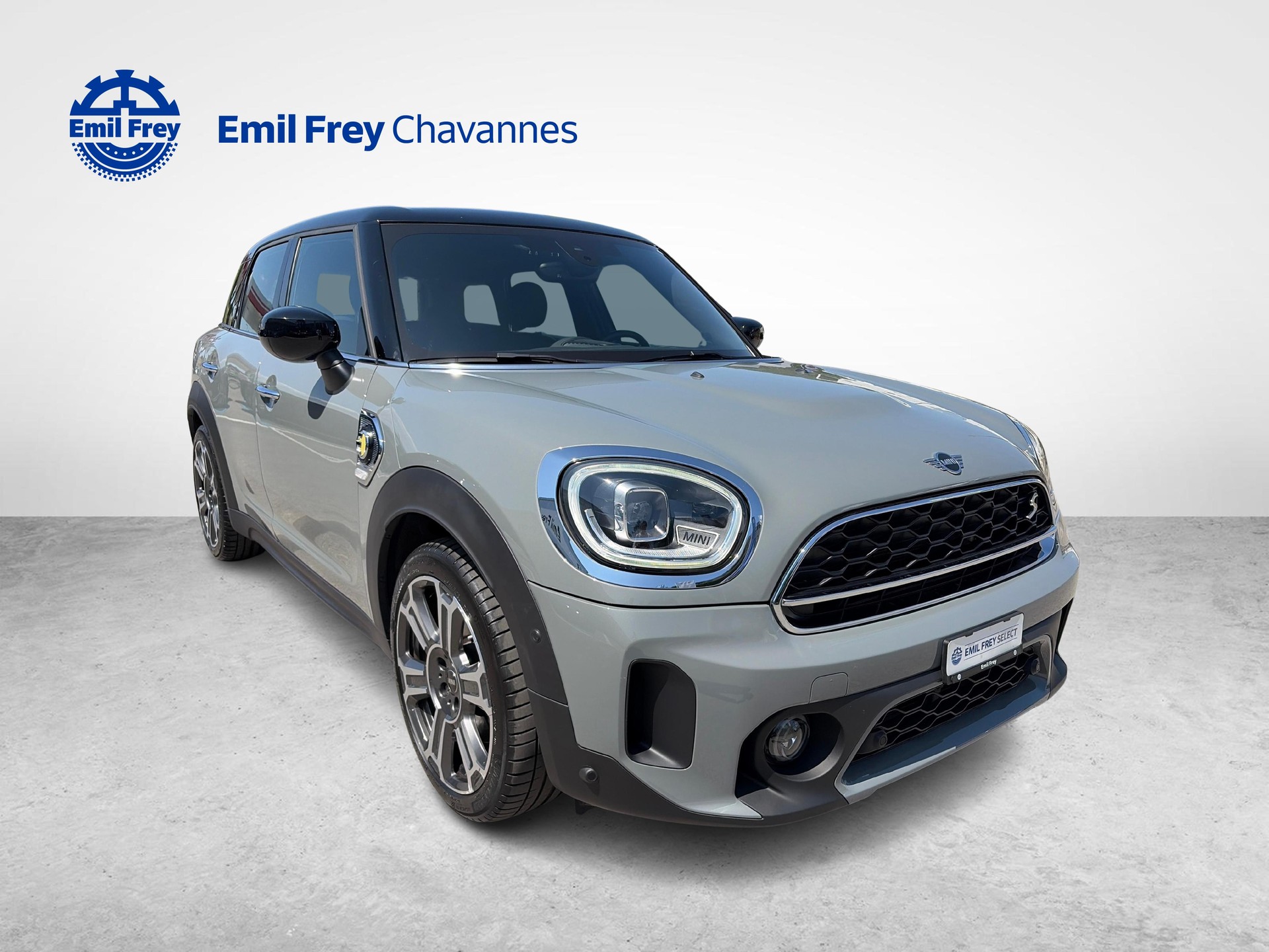 MINI Countryman F60 1.5i Cooper S E ALL4 Trafalgar Edition-image-0