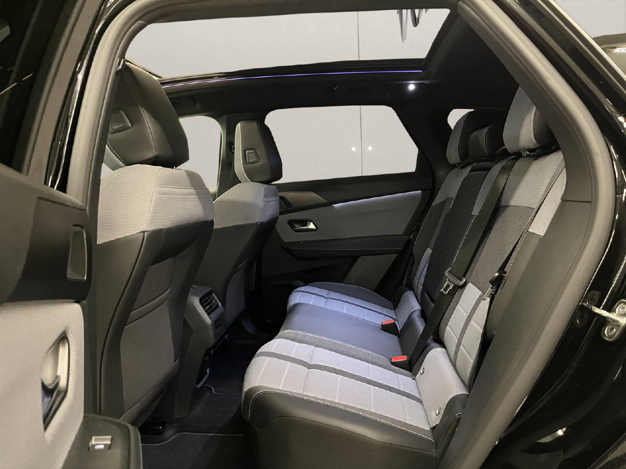 OPEL Grandland-e GS-image-11