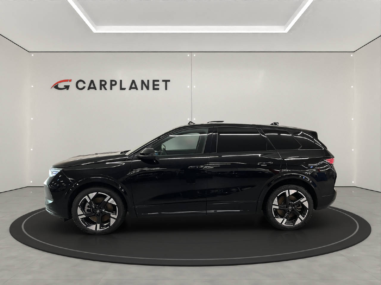 OPEL Grandland-e GS-showroom-element-1