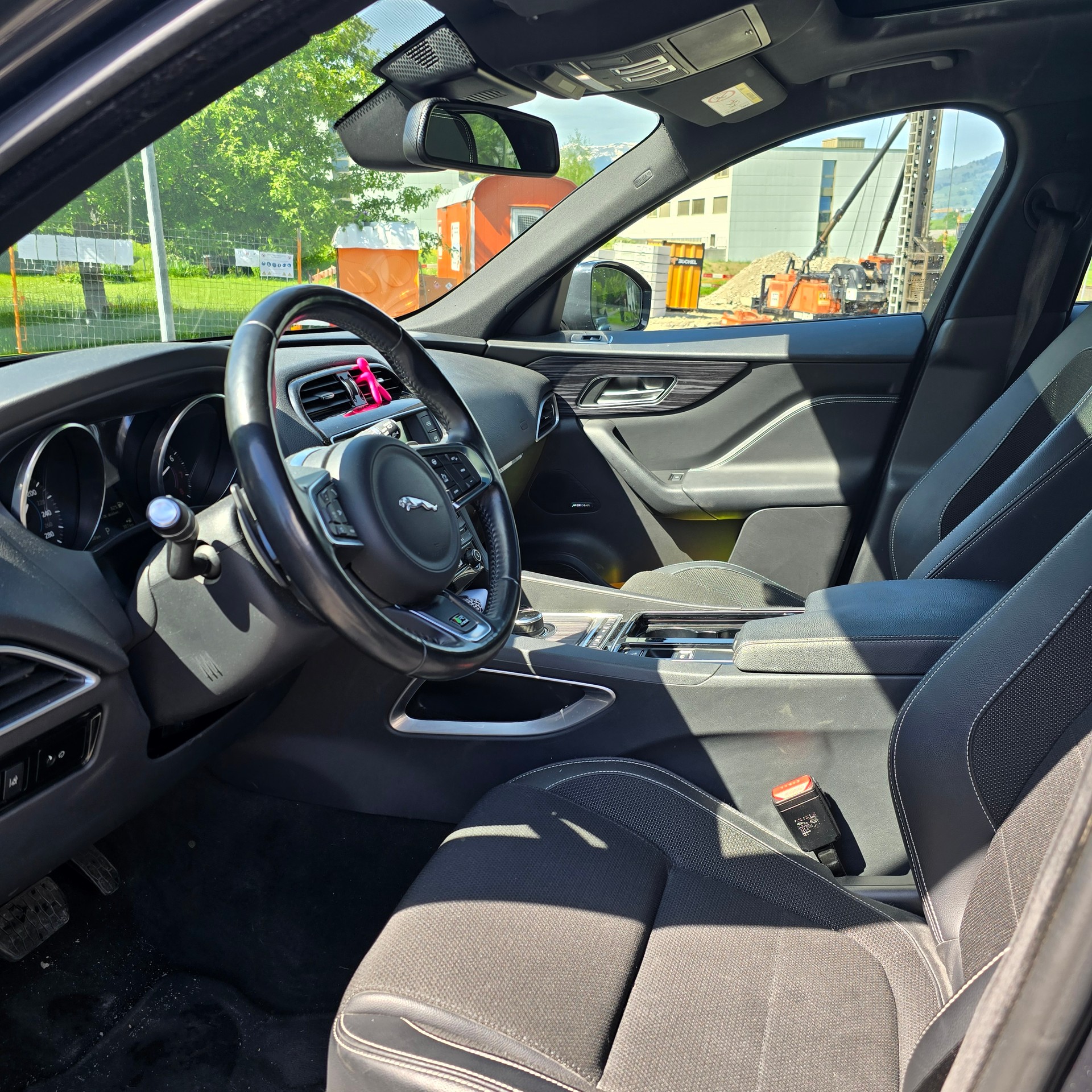 JAGUAR F-Pace 3.0 V6 S/C R-Sport AWD-image-10