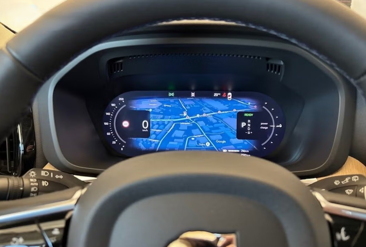 VOLVO XC60 T6 eAWD PluginHybrid Plus Dark Geartronic-image-11
