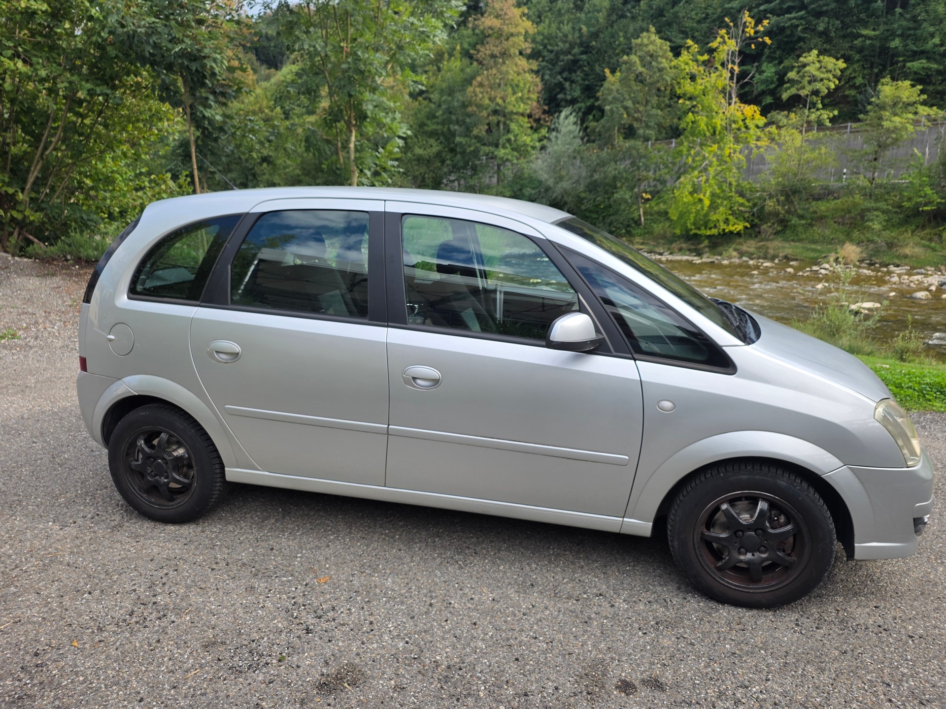 OPEL Meriva 1.8i 16V ☆☆☆ Frisch ab MFK ☆☆☆ Rundum neue Bremsen ☆☆☆ Zahnriemen-Kit wird bei Verkauf ersetzt ☆☆☆-image-4