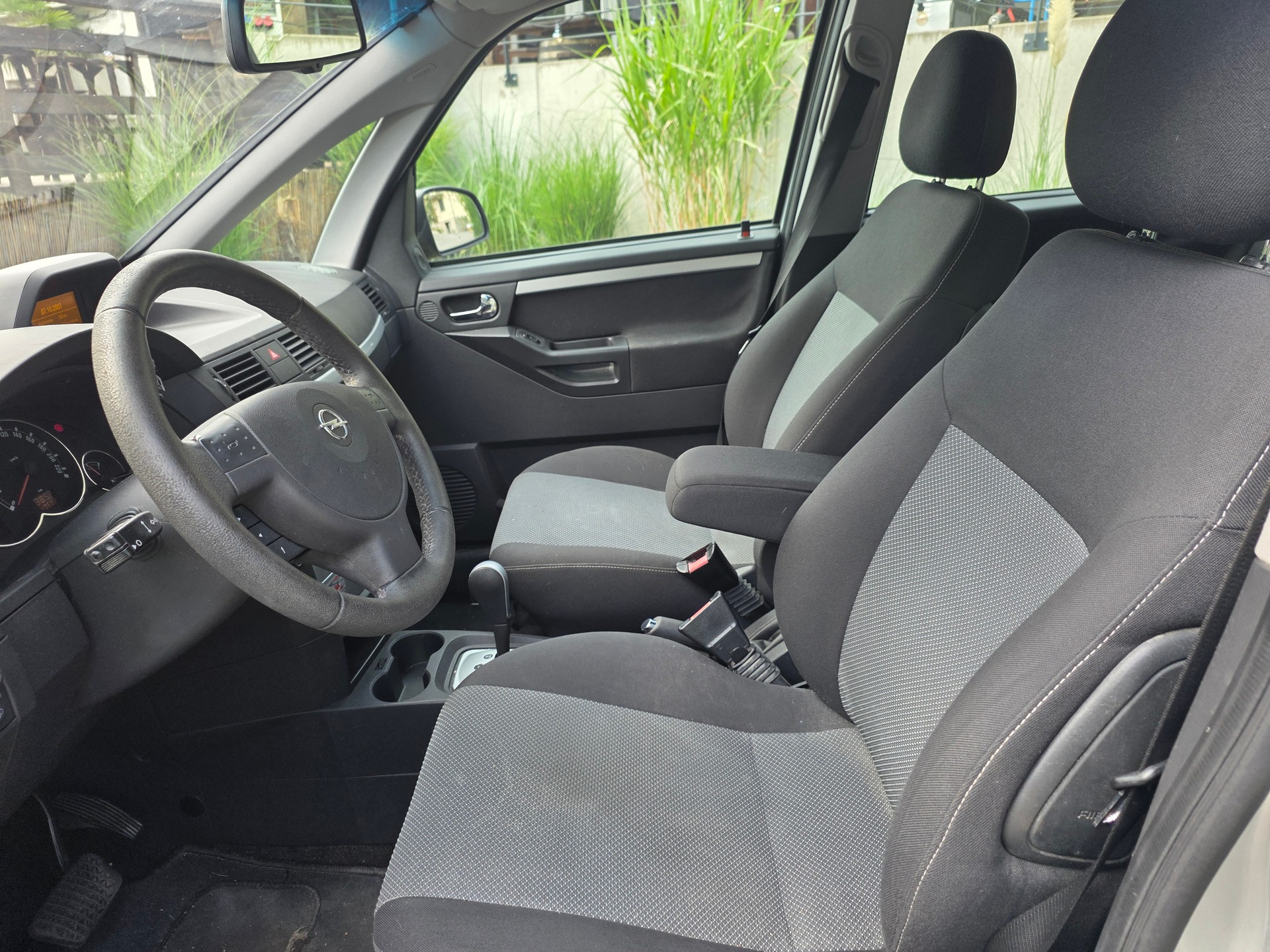 OPEL Meriva 1.8i 16V ☆☆☆ Frisch ab MFK ☆☆☆ Rundum neue Bremsen ☆☆☆ Zahnriemen-Kit wird bei Verkauf ersetzt ☆☆☆-image-9