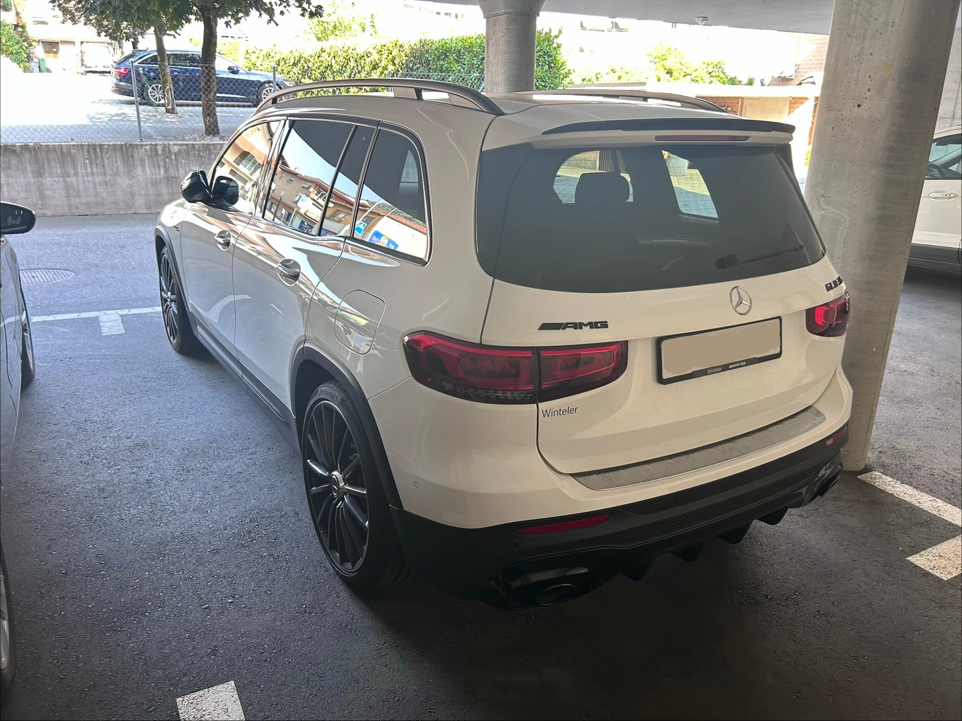 MERCEDES-BENZ GLB 35 AMG 4matic-image-2
