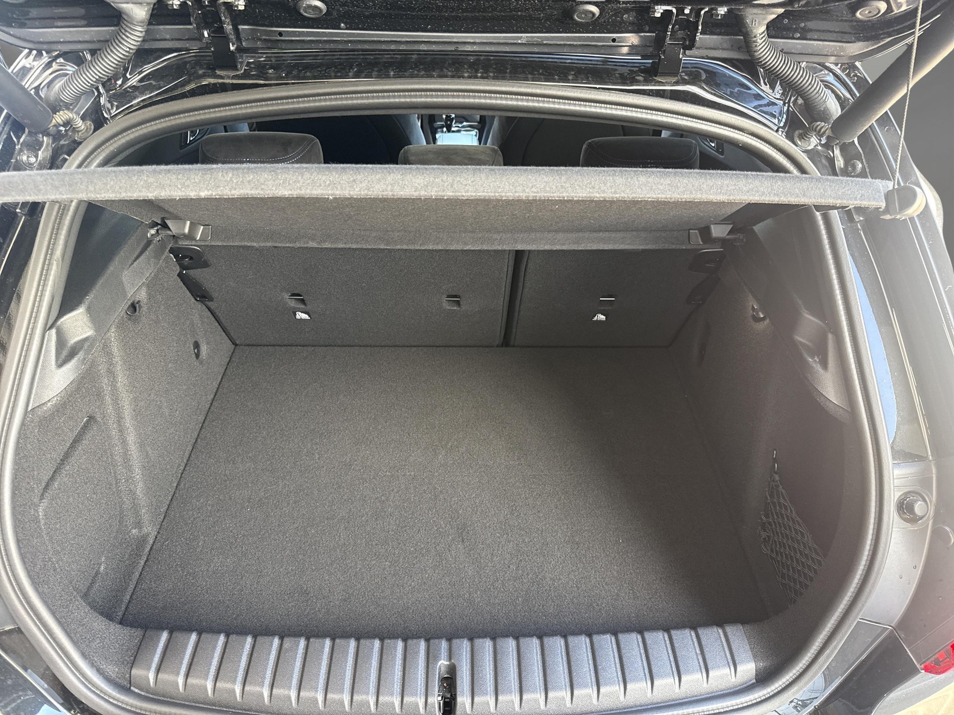 BMW 120d xDrive M Sport Pro-image-18