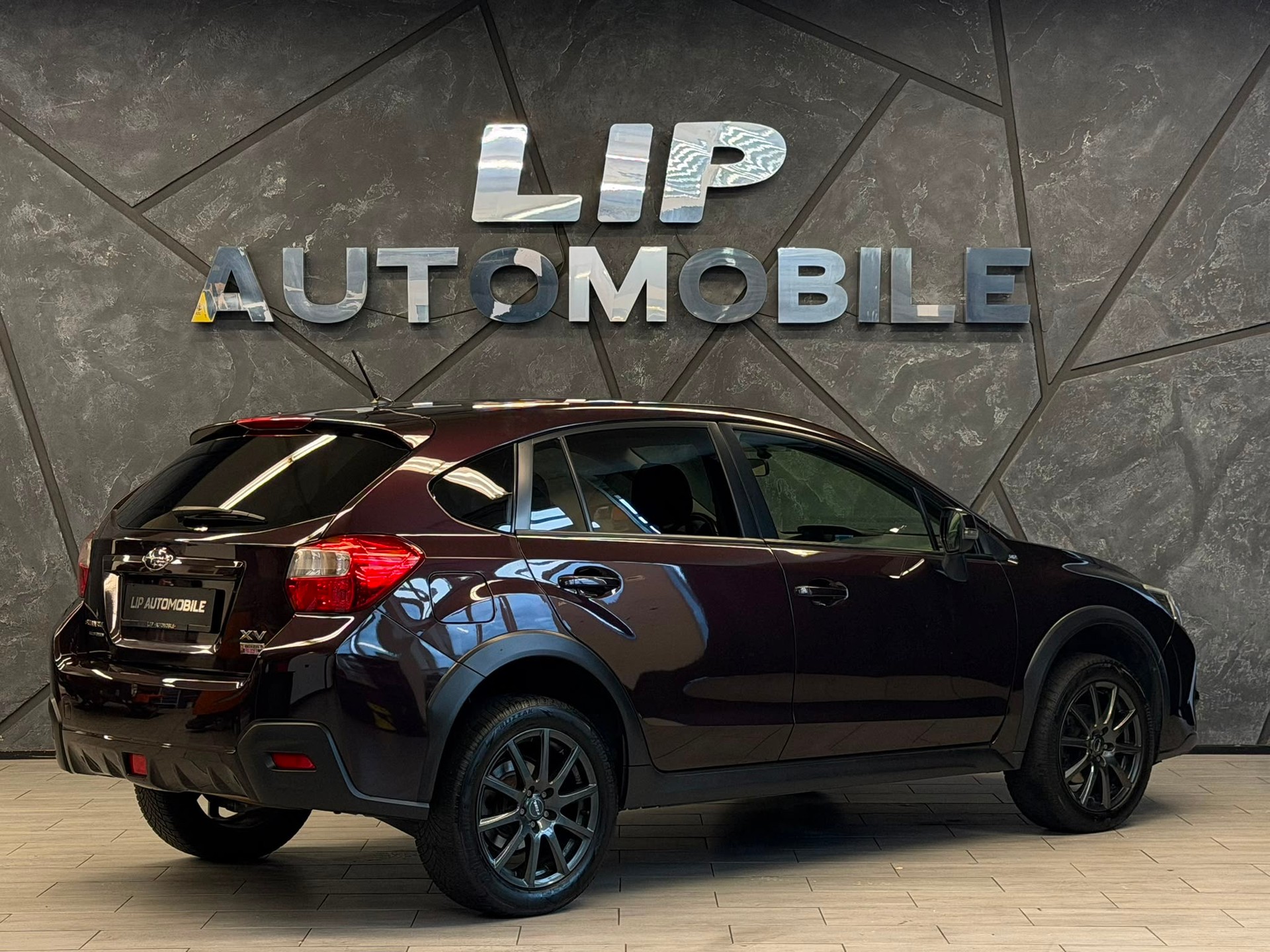 SUBARU XV 2.0D Swiss Two AWD-image-4