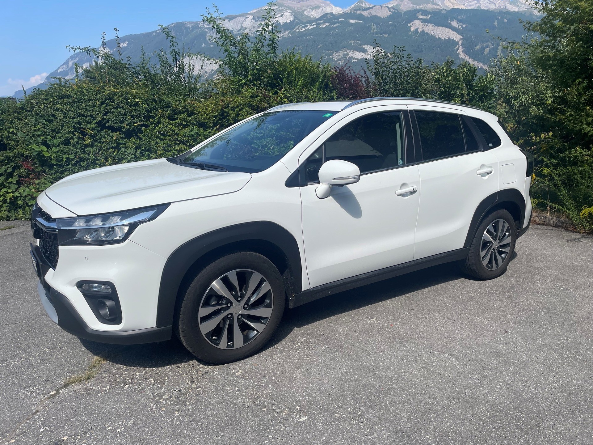 SUZUKI 1.5 Compact Top Hybrid 4x4-image-0