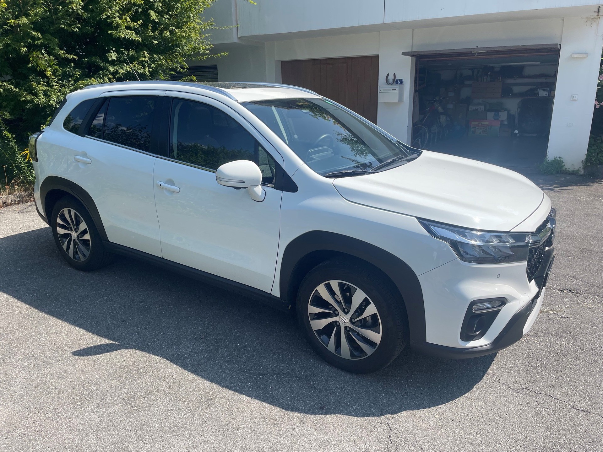 SUZUKI 1.5 Compact Top Hybrid 4x4-image-4