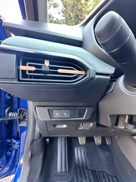 DACIA Sandero Stepway TCe 110 Extreme-image-15