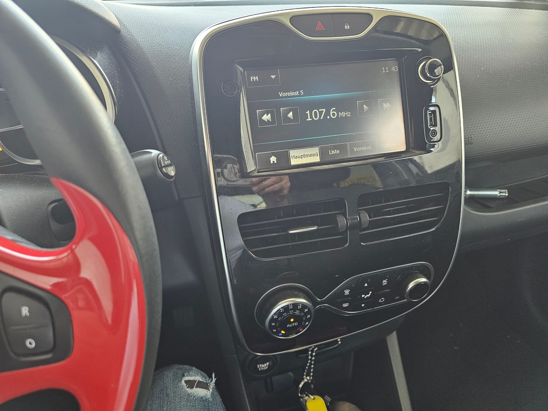 RENAULT Clio 1.5 dCi Expression-image-5