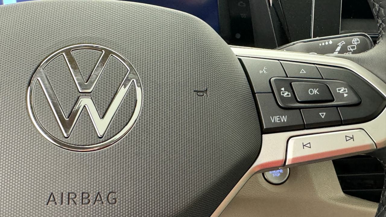 VW Multivan 2.0 TDI Life DSG-image-9