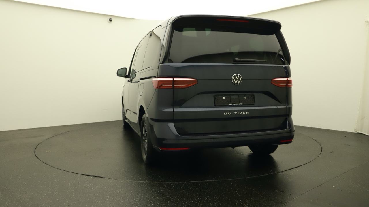 VW Multivan 2.0 TDI Life DSG-image-3