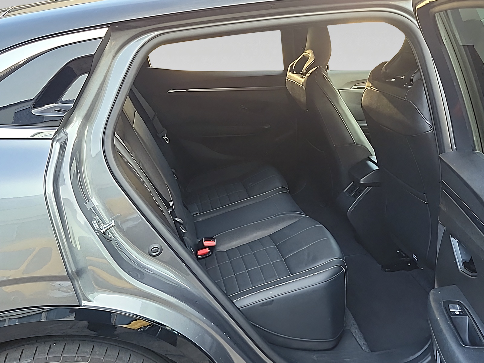 RENAULT Megane-image-7
