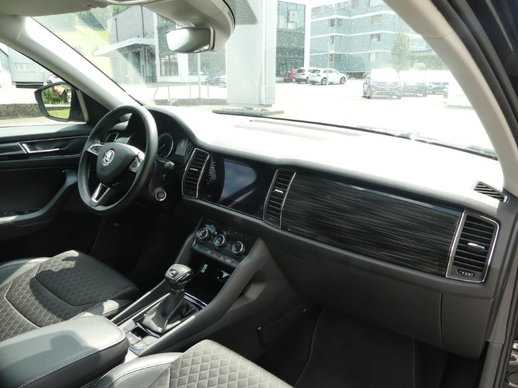 SKODA Kodiaq 2.0 TDI CR Style 4x4 DSG-image-8