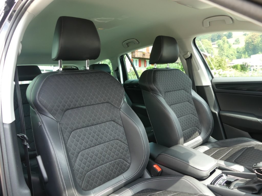 SKODA Kodiaq 2.0 TDI CR Style 4x4 DSG-image-10