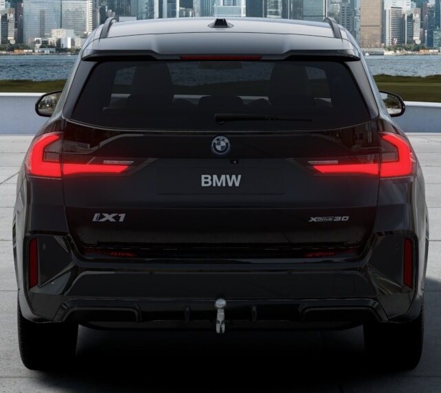 BMW iX1 xDrive 30 M Sport-image-7