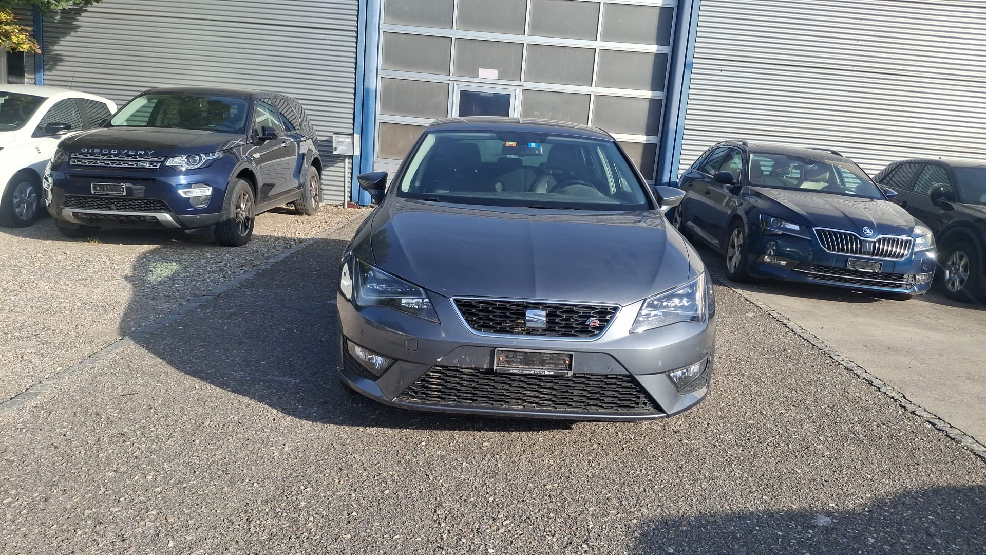 SEAT Leon 2.0 TDI FR DSG-image-1