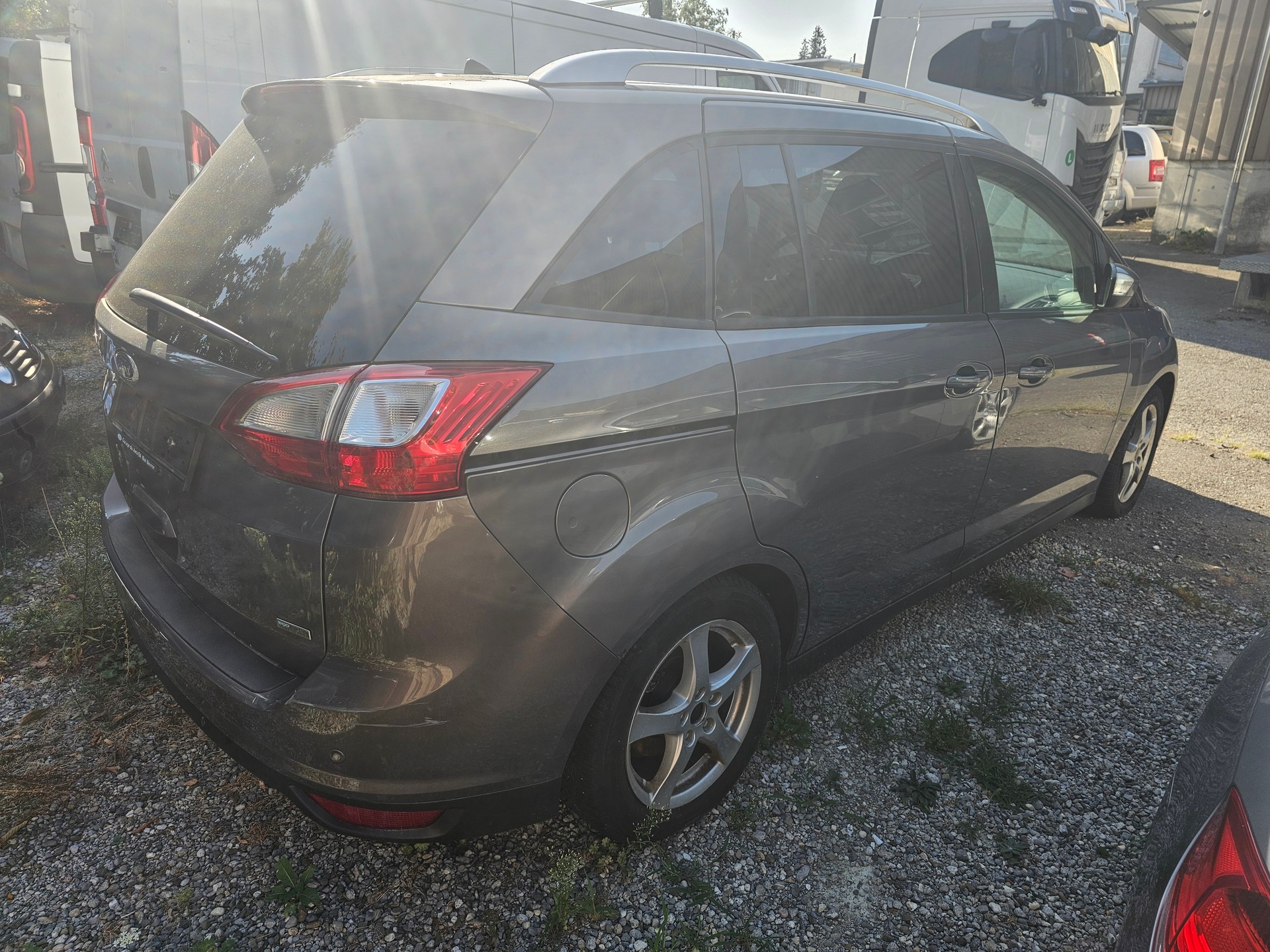 FORD Grand C-Max 1.6 SCTi KNIE-Edition-image-4