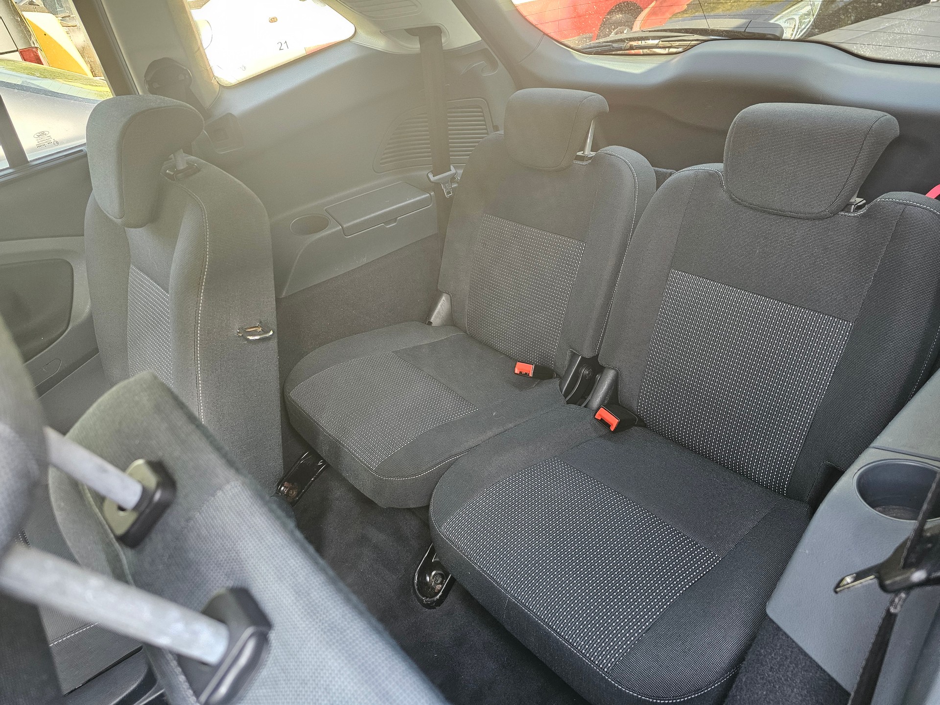 FORD Grand C-Max 1.6 SCTi KNIE-Edition-image-8