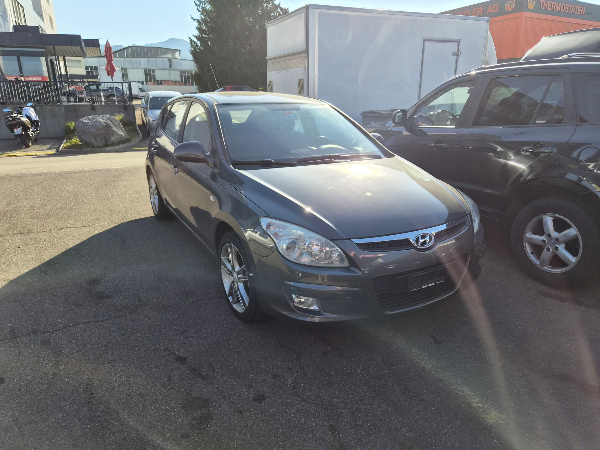HYUNDAI i30 2.0 Premium-image-0