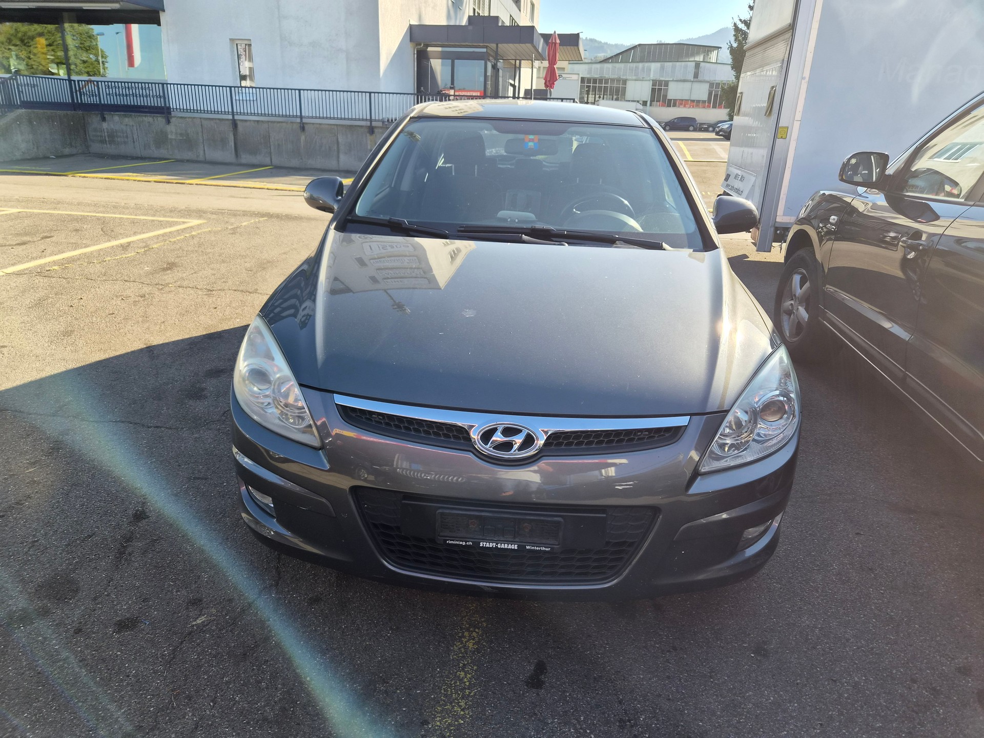 HYUNDAI i30 2.0 Premium-image-1