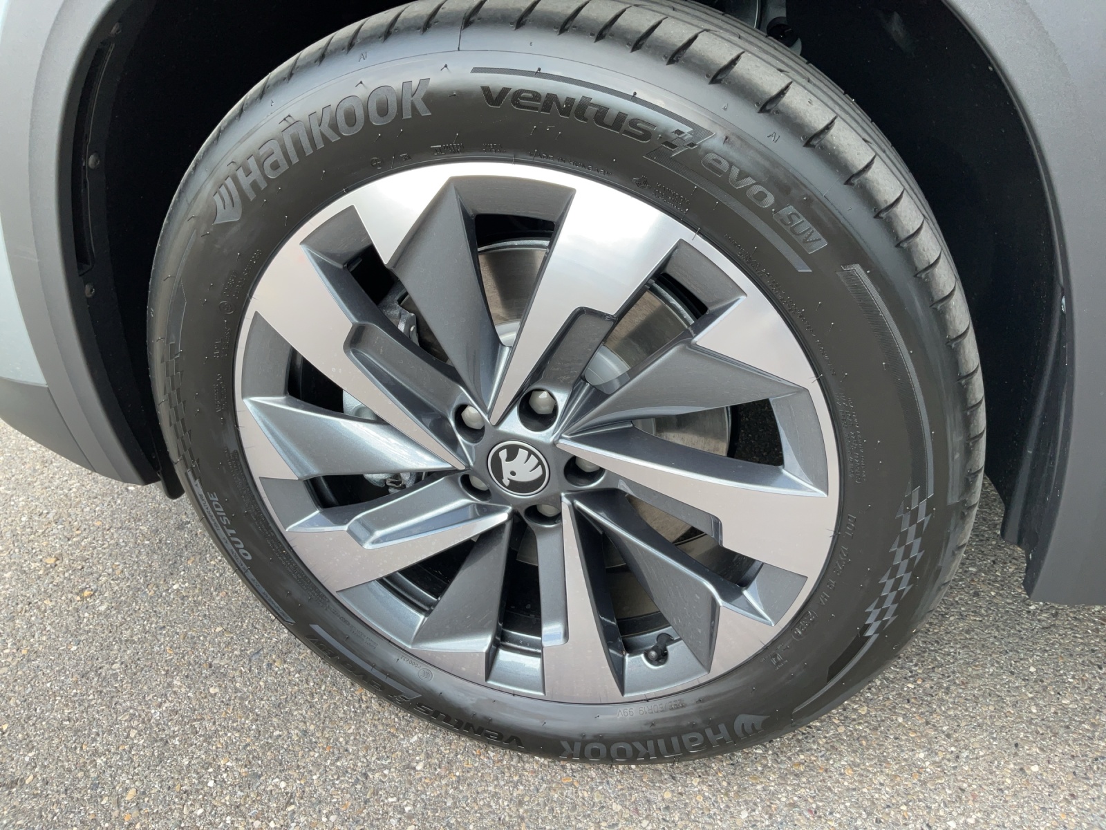 SKODA Kodiaq 2.0 TSI Dynamic 4x4-image-5