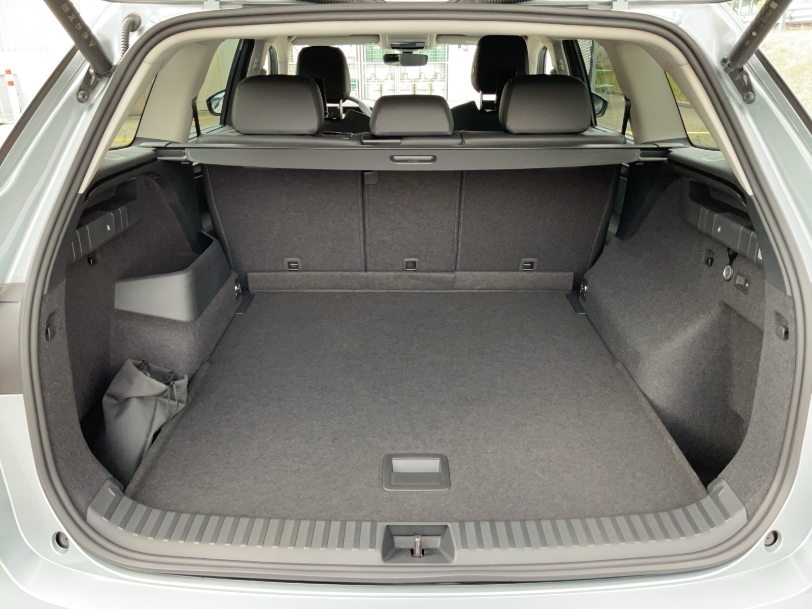 SKODA Kodiaq 2.0 TSI Dynamic 4x4-image-15