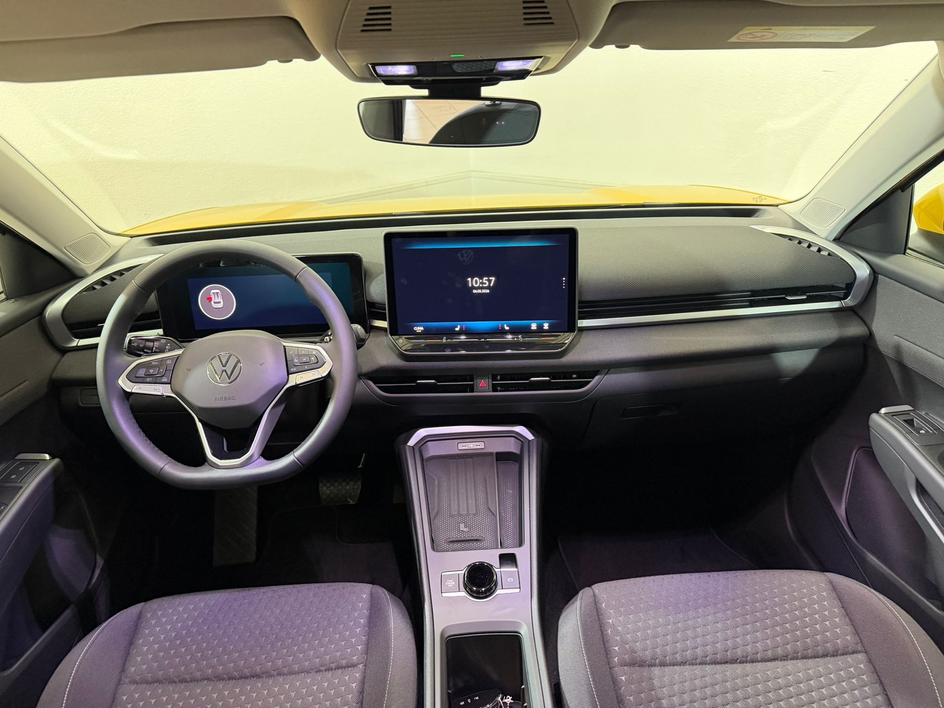 VW T-Roc 1.5 eTSI mHEV Life DSG-image-9