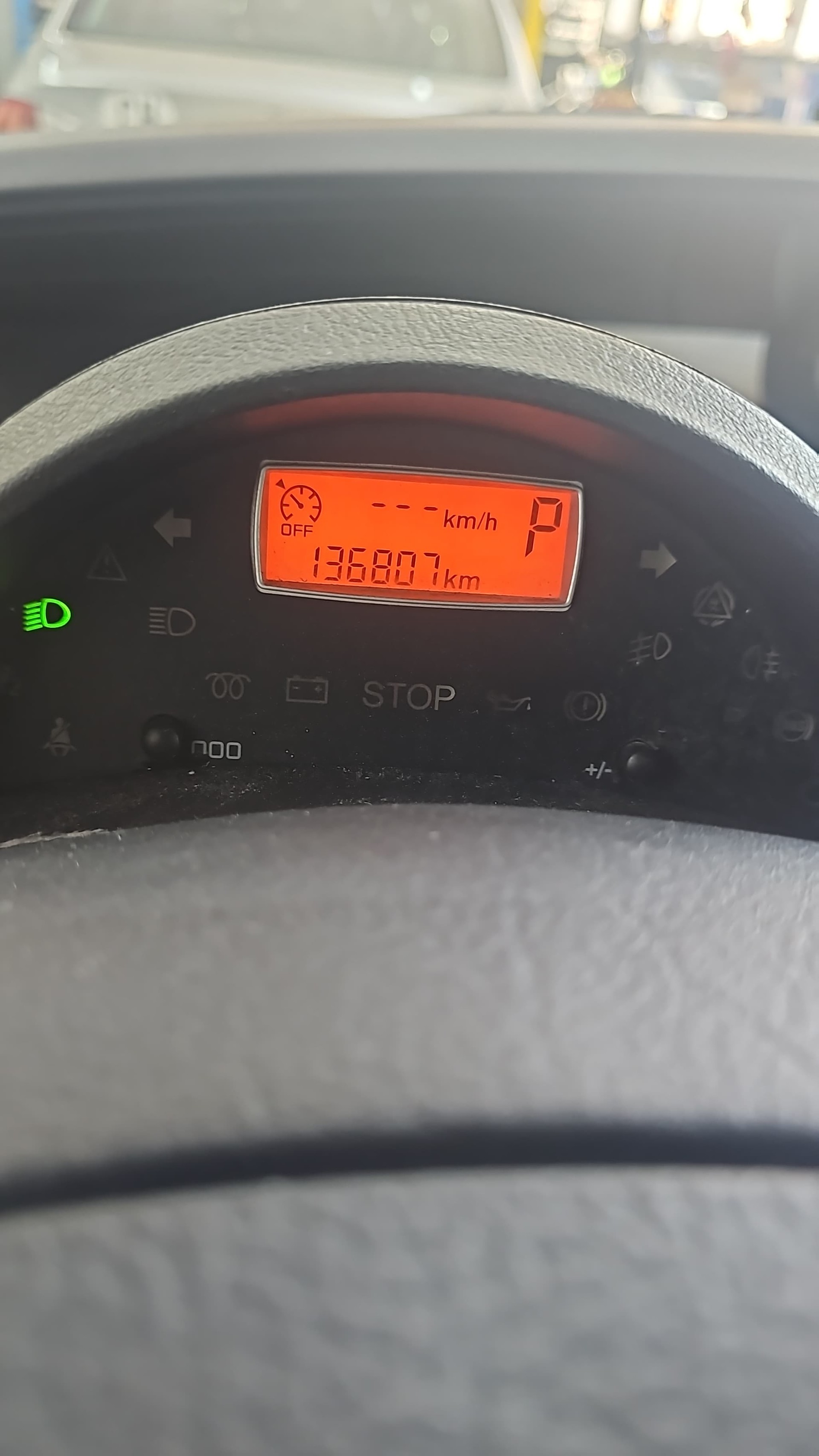 PEUGEOT 807 2.0 16V (ST) Family+-image-10