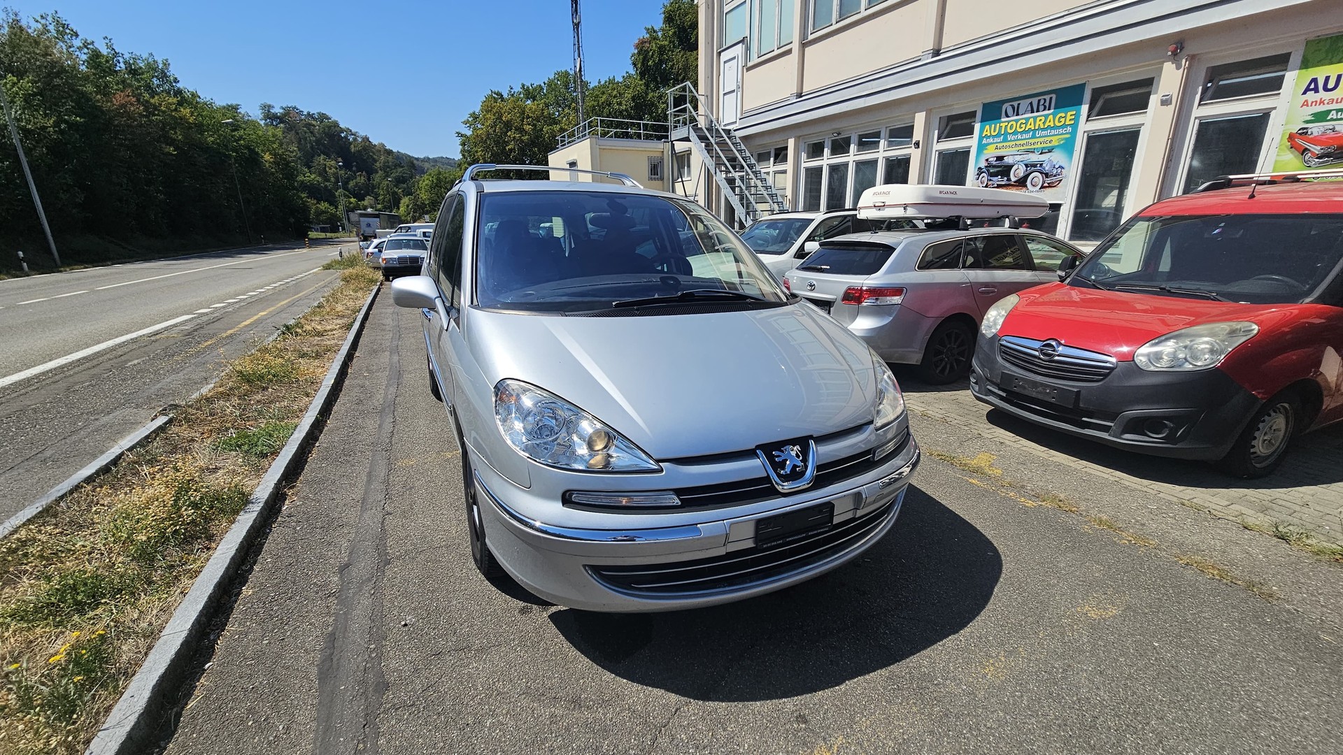 PEUGEOT 807 2.0 16V (ST) Family+-image-1