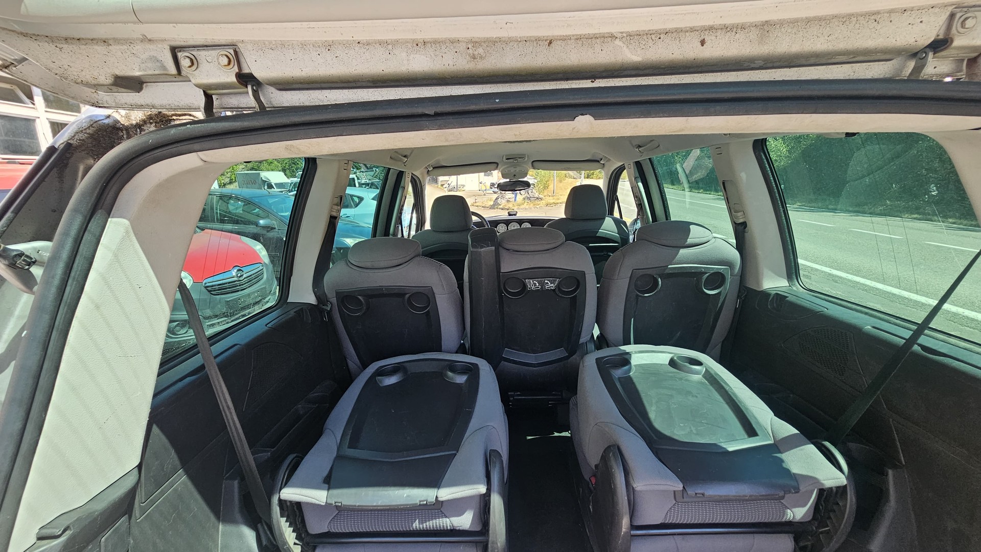 PEUGEOT 807 2.0 16V (ST) Family+-image-5
