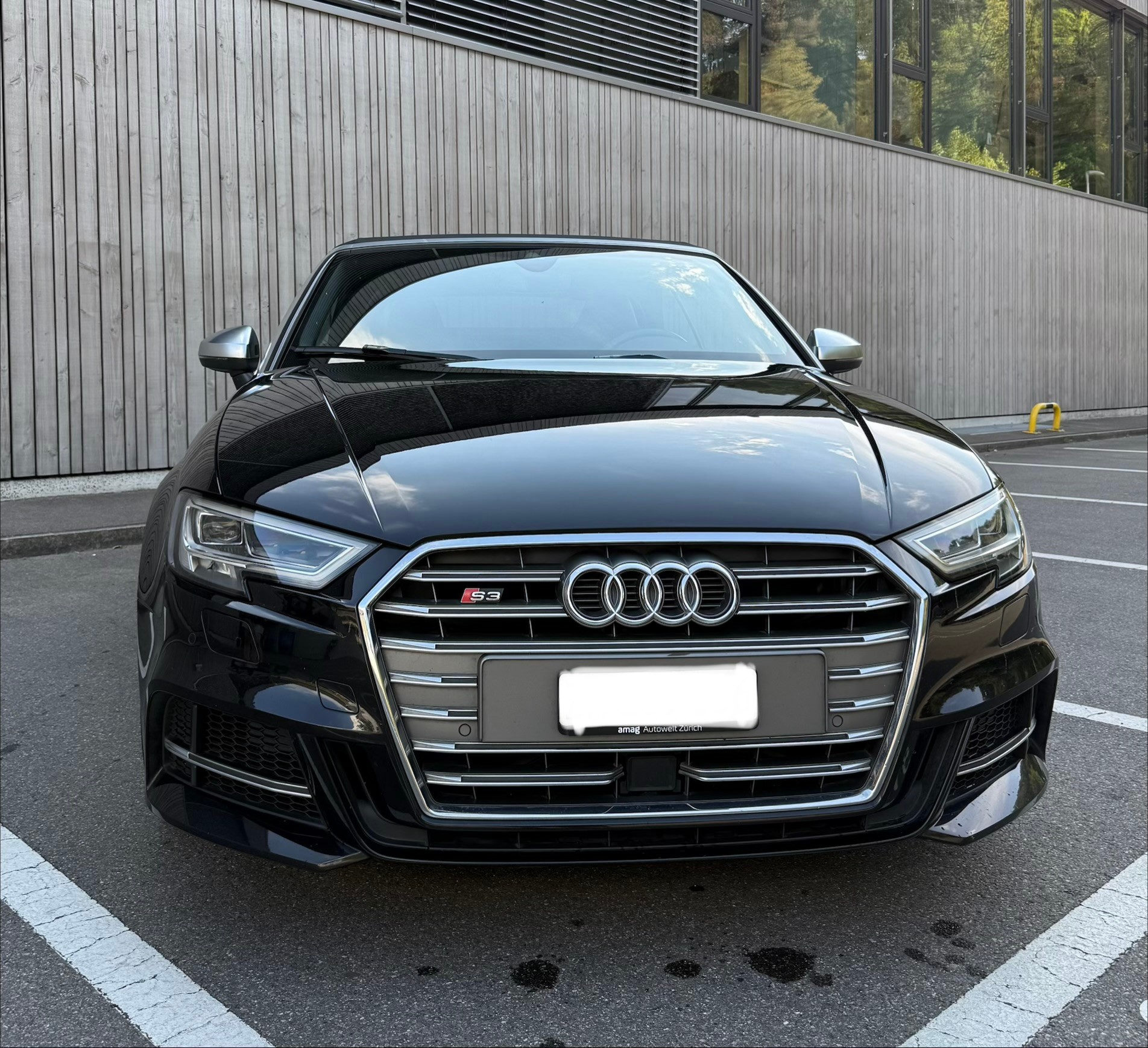 AUDI S3 Cabrio 2.0 T FSI quattro S-Tronic-image-2
