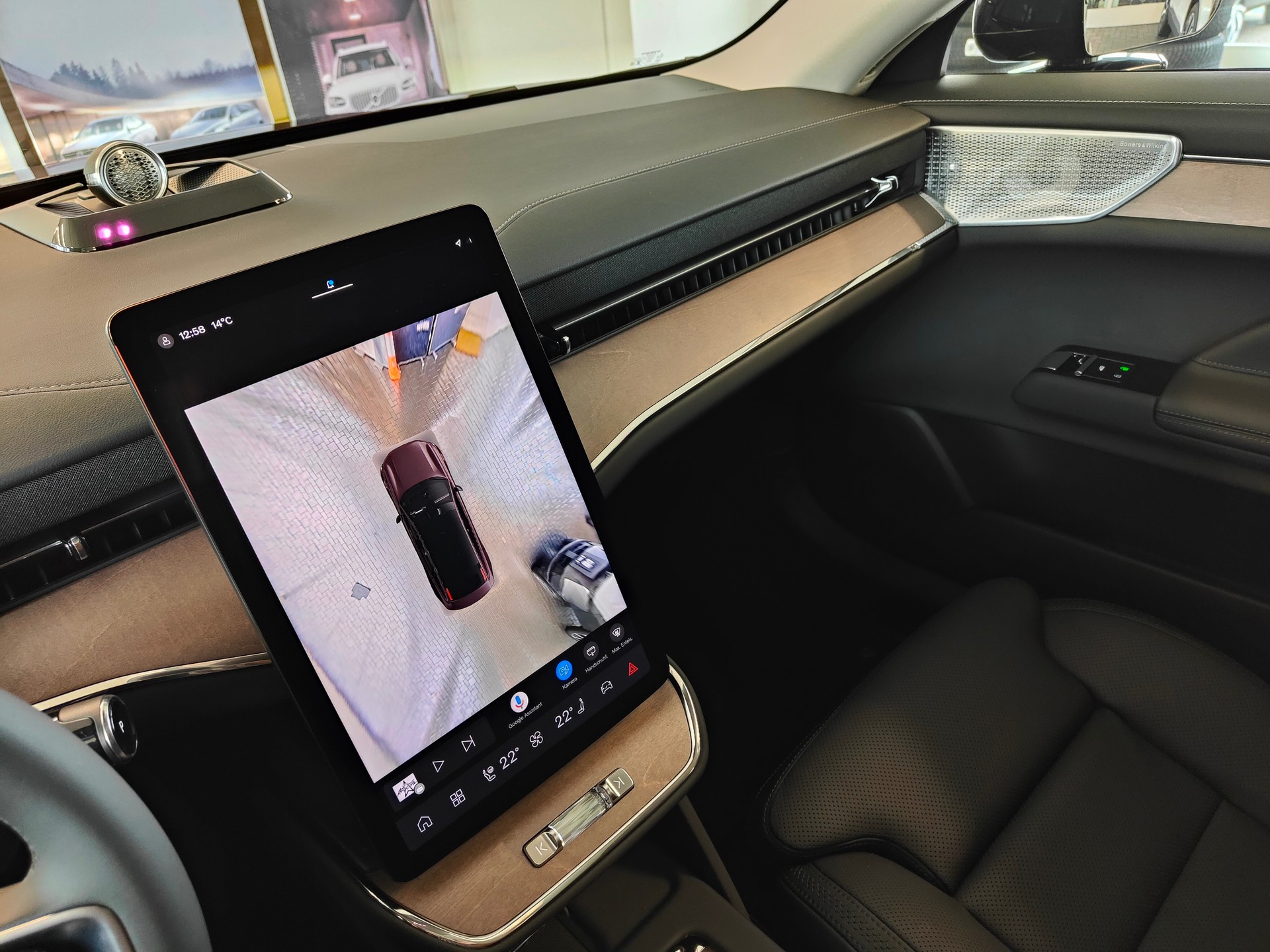 VOLVO ES90 Ultra-image-12