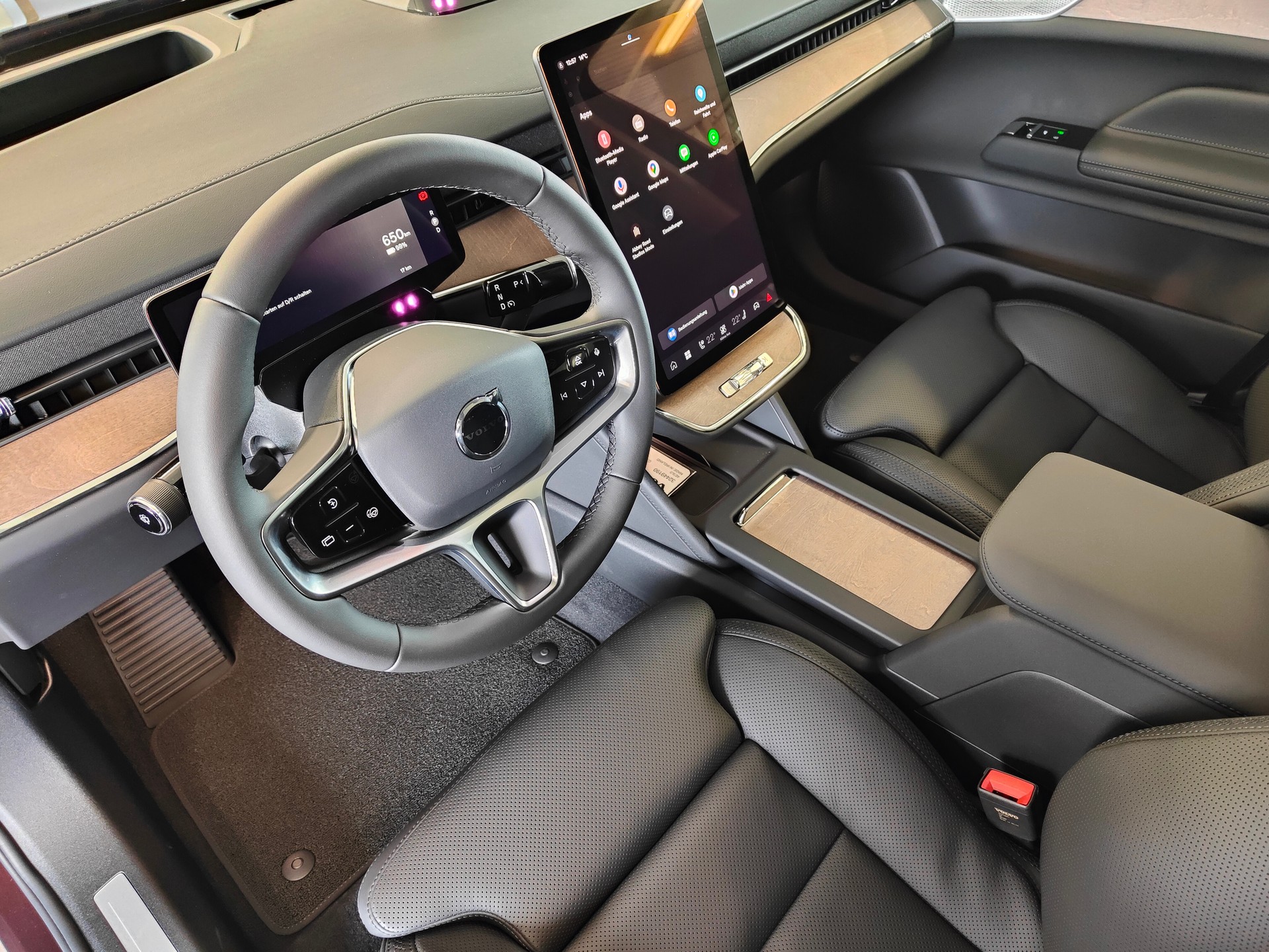 VOLVO ES90 Ultra-image-9