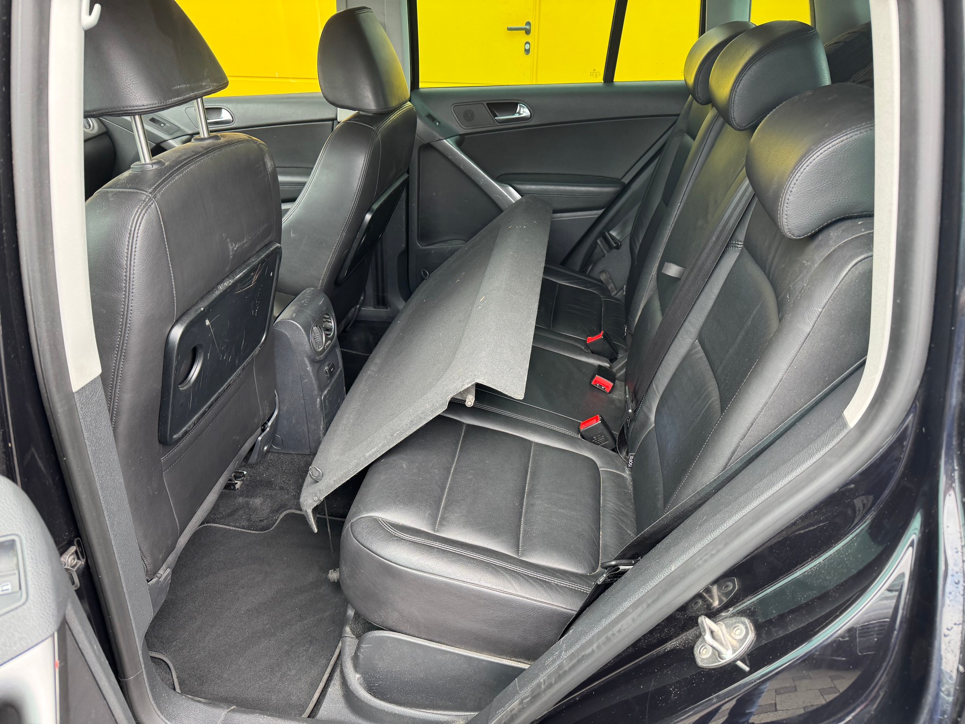 VW Tiguan 2.0 TDI Sport&Style Tiptronic-image-13