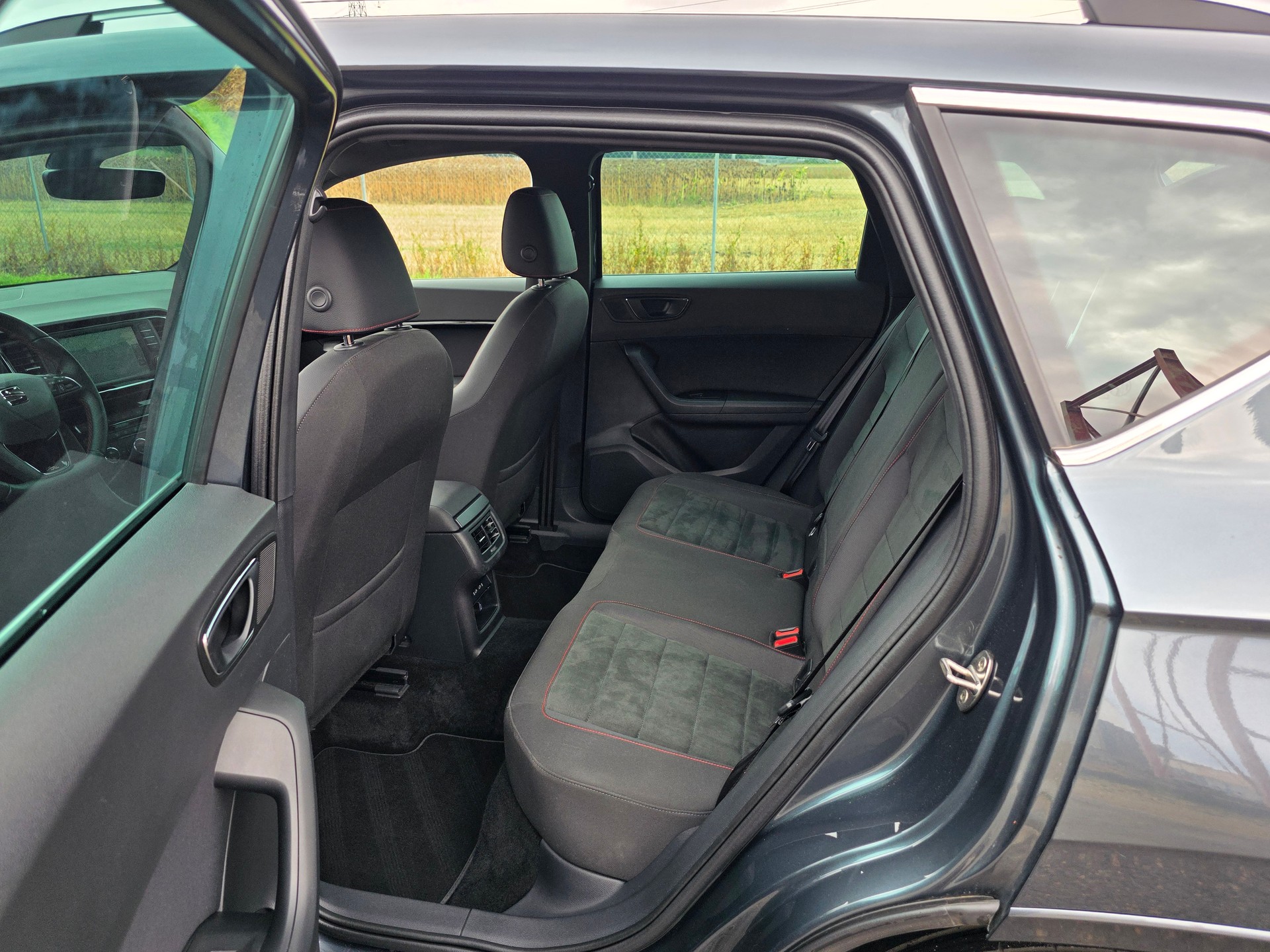 SEAT Ateca 2.0 TSI FR 4Drive DSG / Neu ab Mfk.-image-9