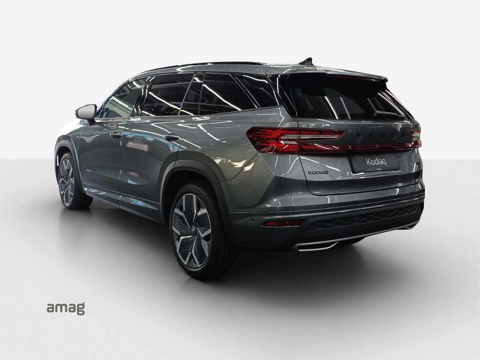 SKODA Kodiaq 2.0 TSI Sportline 4x4-image-2