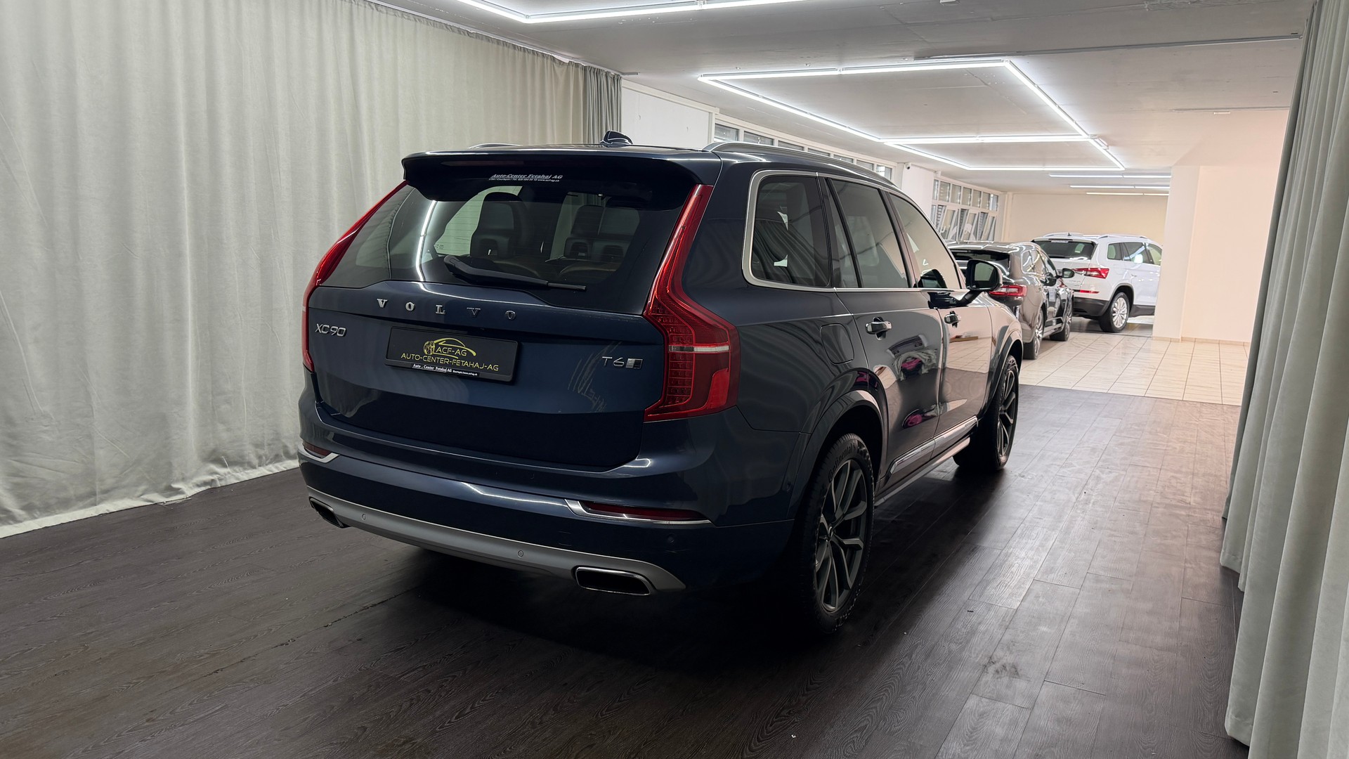 VOLVO XC90 T6 AWD Inscription Geartronic-image-3
