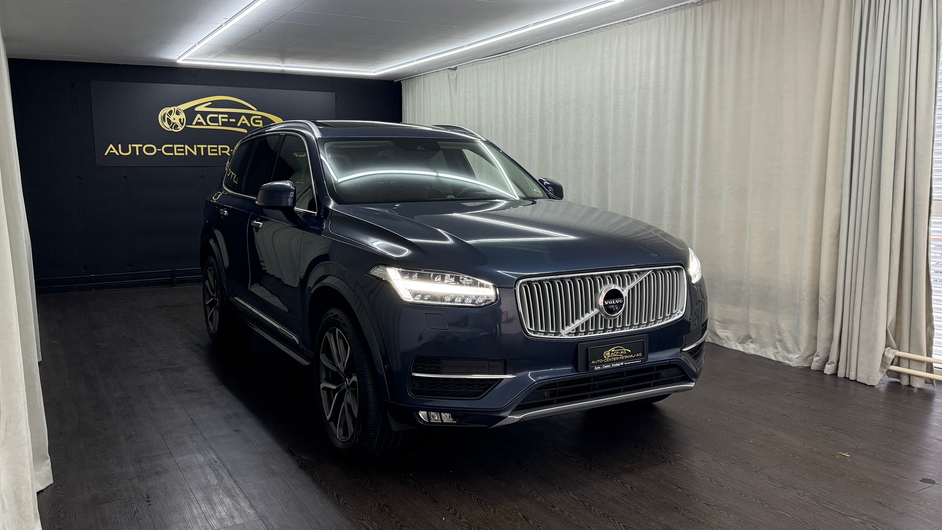 VOLVO XC90 T6 AWD Inscription Geartronic-image-2